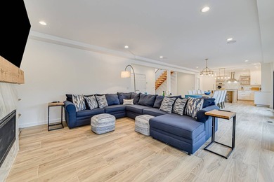 Perfectly located south of the highway in East Quogue and just a - photo 7