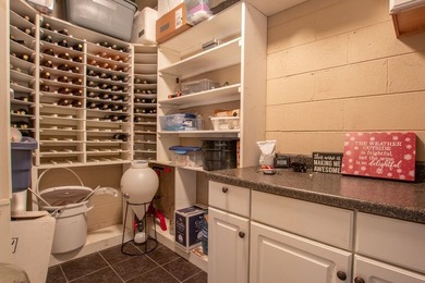 Spacious 4BR/4BA single-family home located just minutes from - photo 30