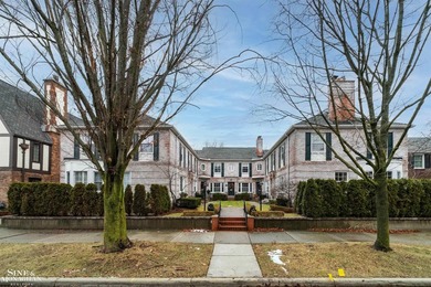 Lake Saint Clair Condo For Sale in Grosse Pointe Michigan