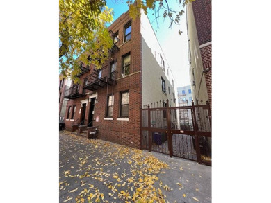 East River Commercial For Sale in Astoria New York