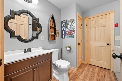 This beautifully maintained 2-bedroom, 2-bath lakefront home - photo 36