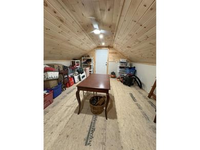 This beautifully maintained 2-bedroom, 2-bath lakefront home - photo 46