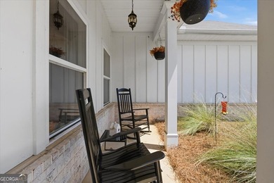 In this beautiful Craftsman ranch, thoughtful design meets - photo 4