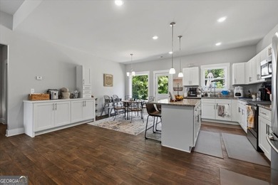 In this beautiful Craftsman ranch, thoughtful design meets - photo 6