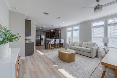 PRICE REDUCED!! Brand new home, never lived in. This beautiful - photo 9