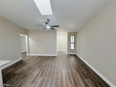 Gorgeous, completely remodeled condo now available! Two bedrooms - photo 24