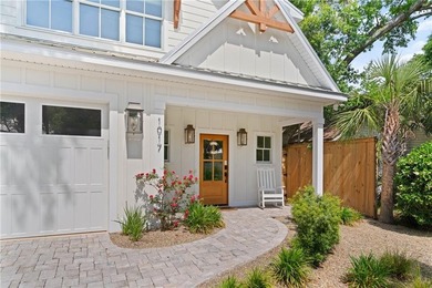 Stunning New Construction Beach Cottage Just Steps from the - photo 4
