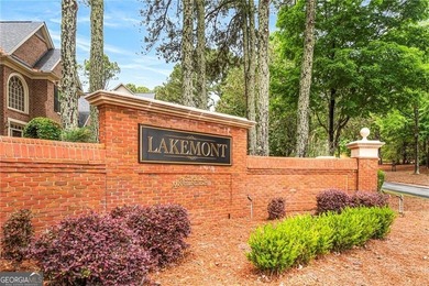 Step into this beautifully refreshed split-level home, ready and - photo 28