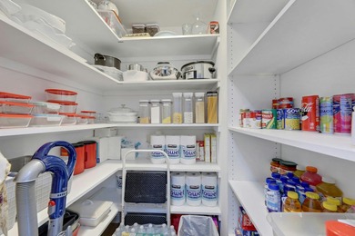 TURNKEY CORNER HOME WITH ICONIC HUDSON & MANHATTAN VIEWS |