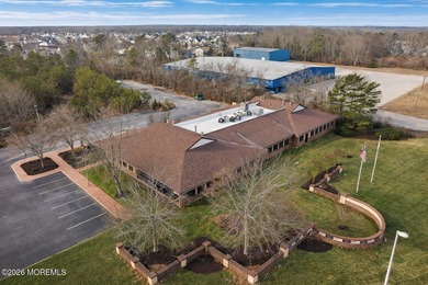 Prime commercial opportunity on highly trafficked Route 72 in a - photo 1