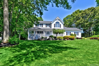 Elegant and Immaculate 4 Bedroom, 2 1/2 Bath Victorian Style - photo 2