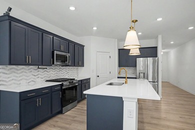 Welcome to resort style living in fabulous Heron Bay! This - photo 11