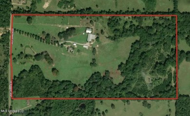 Welcome to Fullington Farms, an 85.4-acre turn-key estate in - photo 2
