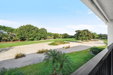 Spacious 3-bedroom, 2-bath condo featuring wood-look tile - photo 28