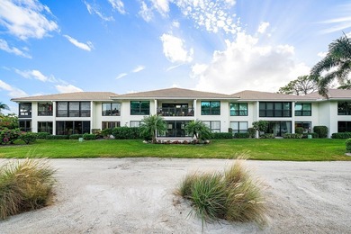 Spacious 3-bedroom, 2-bath condo featuring wood-look tile - photo 29