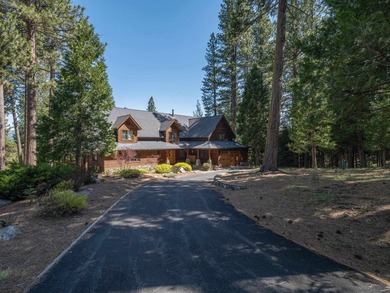 Welcome to your dream home where breathtaking views meet - photo 32