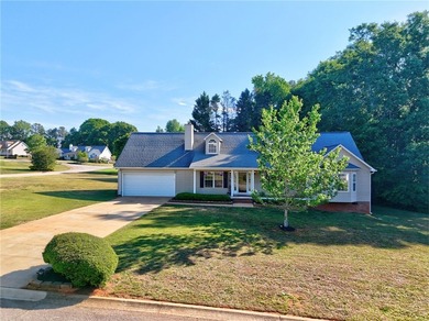 So much to offer with this 5 bedroom home! Step inside to find - photo 32