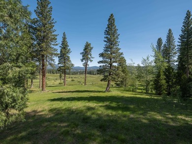 Welcome to your dream home where breathtaking views meet - photo 36