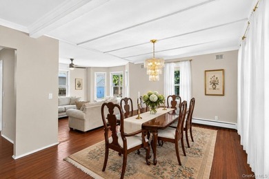 Welcome to this beautifully maintained home nestled in the heart - photo 9