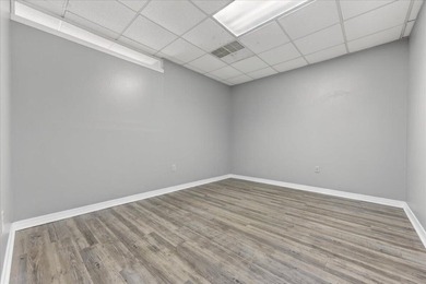 Located in the heart of Harbourtown in Gulf Breeze Proper, this - photo 10