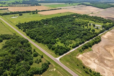 Escape to your own private piece of Kansas wilderness with this - photo 2