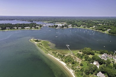 Welcome to ''Point House,'' an extraordinary 5.98-acre - photo 4