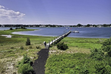Welcome to ''Point House,'' an extraordinary 5.98-acre - photo 7