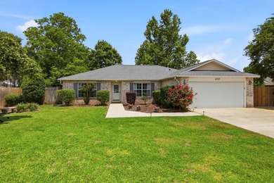 Assumable loan available to VA eligible buyer 4.7% rate.Located - photo 1