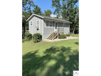 Lake Home For Sale in Warsaw, Missouri