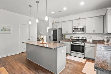 Welcome to 25 Chinquapin! A beautifully maintained home offering - photo 15