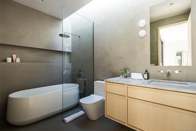 An architecturally significant modern retreat set on two private - photo 20