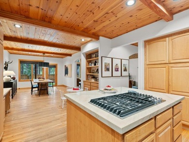 Experience luxury living at its finest in this exquisite home - photo 21