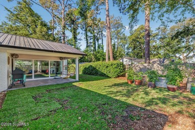 Tucked away in a quiet island setting on St. Simons Island, 549 - photo 31
