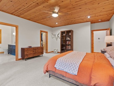 Experience luxury living at its finest in this exquisite home - photo 31