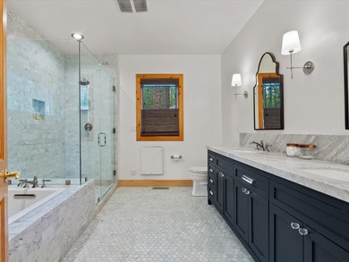 Experience luxury living at its finest in this exquisite home - photo 34