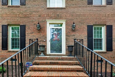 BRAND NEW ROOF WITH TRANSFERRABLE WARRANTY!! Just in time for - photo 8