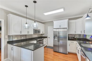 BRAND NEW ROOF WITH TRANSFERRABLE WARRANTY!! Just in time for - photo 9