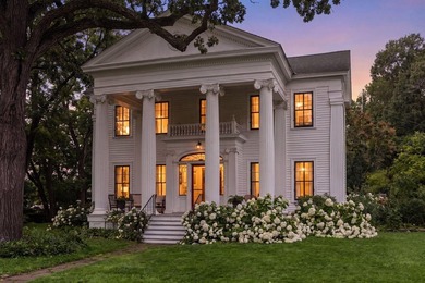 Nestled in the heart of Saint Paul's beloved Irvine Park - photo 2