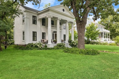 Nestled in the heart of Saint Paul's beloved Irvine Park - photo 3