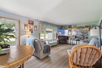 Welcome home to this well-maintained 3-bedroom ranch in a - photo 12