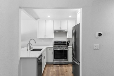 Welcome to this beautifully updated 2-bedroom, 2-bath - photo 16