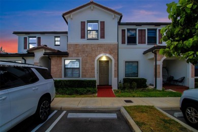 Lake Townhome/Townhouse For Sale in Hialeah, Florida