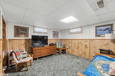 Welcome home to this well-maintained 3-bedroom ranch in a - photo 25