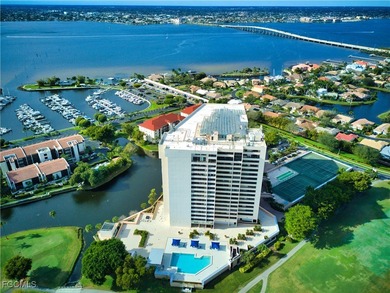 Caloosahatchee River Condo For Sale in Fort Myers Florida