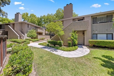 Welcome to this beautifully updated 2-bedroom, 2-bath - photo 31