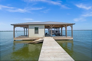 Your private waterfront oasis awaits! Enjoy stunning open-water - photo 4