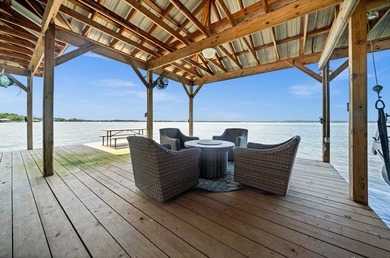 Your private waterfront oasis awaits! Enjoy stunning open-water - photo 8