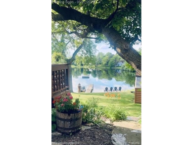 Lake Home Sale Pending in Lake Orion, Michigan