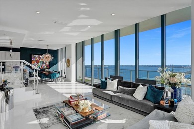 Penthouse Palace in the Sky-Breathtaking Views of Biscayne Bay &