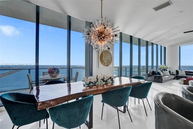 Penthouse Palace in the Sky-Breathtaking Views of Biscayne Bay &
